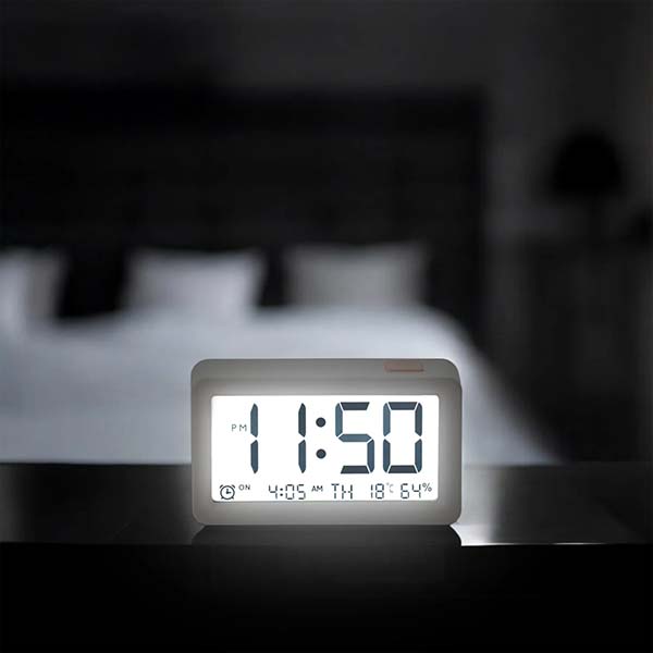 アラーム付き デジタルクロック