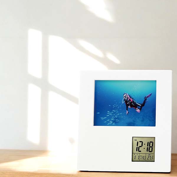 温度表示付 フォトフレームクロック （L判対応）